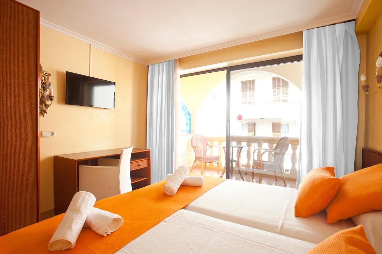 Mix Peymar Hotel S'Illot  Ngoại thất bức ảnh