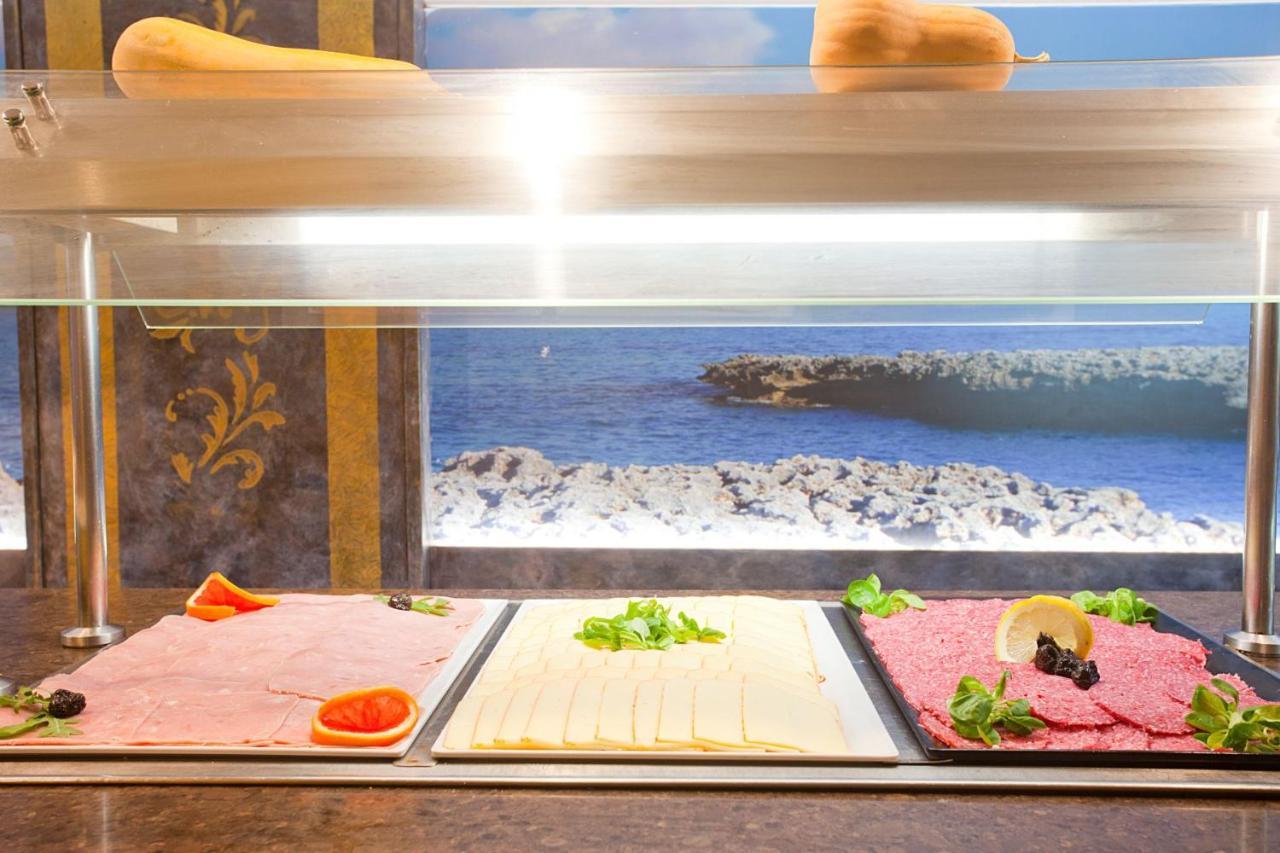 Mix Peymar Hotel S'Illot  Ngoại thất bức ảnh
